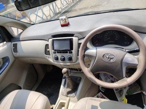 Toyota Innova 2013 MT for sale