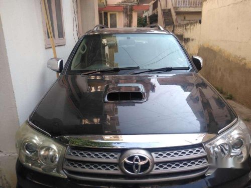 Toyota Fortuner 3.0 4x4 MT, 2011, Diesel for sale 