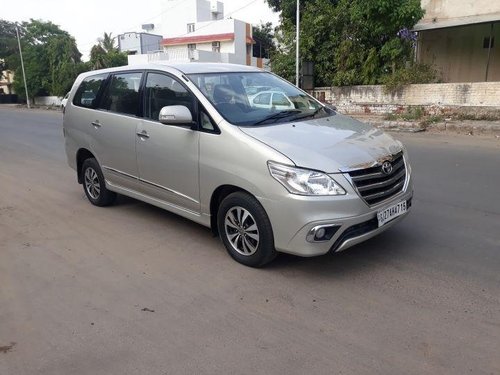 Toyota Innova 2012-2013 2.5 VX (Diesel) 8 Seater MT for sale