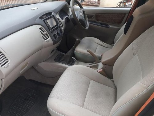 Toyota Innova 2.5 GX 8 STR 2011 MT for sale