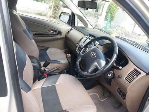 Toyota Innova 2012-2013 2.5 VX (Diesel) 8 Seater MT for sale