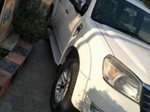 Used Ford Endeavour 2.5L 4x2 MT for sale at low price
