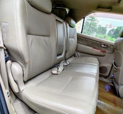 Toyota Fortuner 2009-2011 3.0 Diesel MT for sale