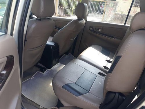 Toyota Innova 2012-2013 2.5 VX (Diesel) 8 Seater MT for sale