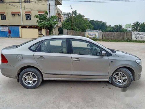 Skoda Rapid 2013 MT for sale 