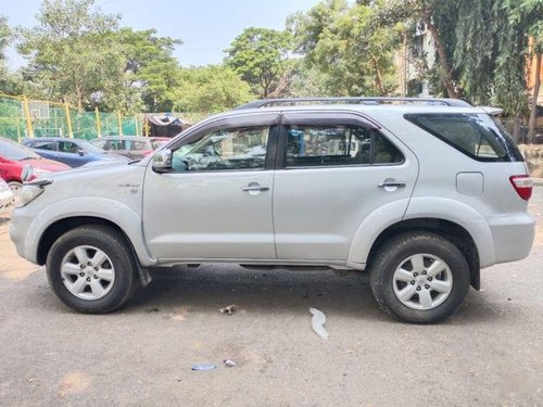 Toyota Fortuner 2009-2011 3.0 Diesel MT for sale