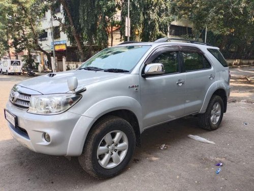 Toyota Fortuner 2009-2011 3.0 Diesel MT for sale