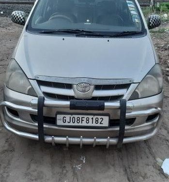 Used Toyota Innova MT 2004-2011 car at low price