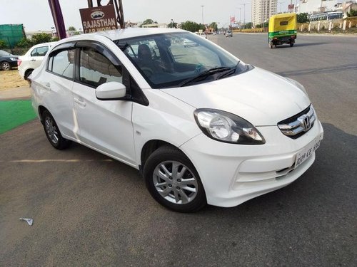 Used Honda Amaze MT car at low price