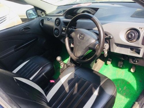 Toyota Etios Liva GD 2013 MT for sale