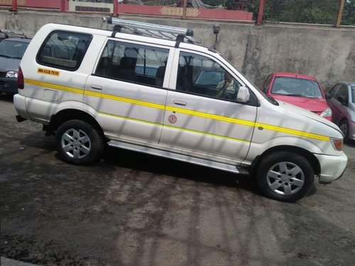 Chevrolet Tavera 2012 MT for sale