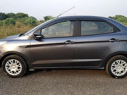 Ford Aspire Titanium 2017 MT for sale