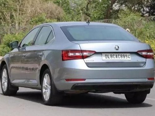 2016 Skoda Superb AT for sale at low price