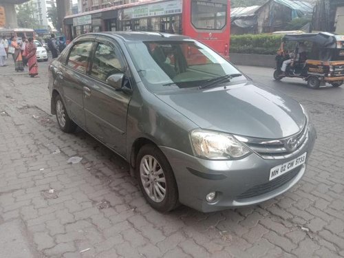 Toyota Etios V MT 2013 for sale