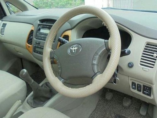 Toyota Innova 2004-2011 2010 MT for sale