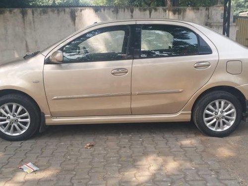 Toyota Etios V 2011 MT for sale