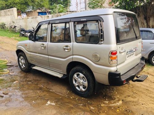 Mahindra Scorpio 2.6 CRDe 2006 MT for sale