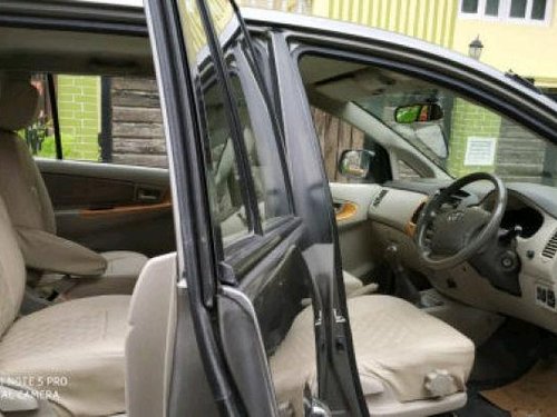 Toyota Innova 2004-2011 2009 MT for sale