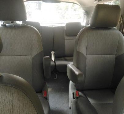 Used Toyota Innova MT car at low price