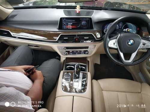 Used BMW 7 Series AT car at low price