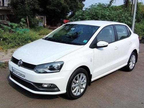 Used Volkswagen Ameo MT car at low price