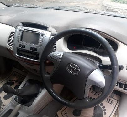 Toyota Innova 2013 MT for sale