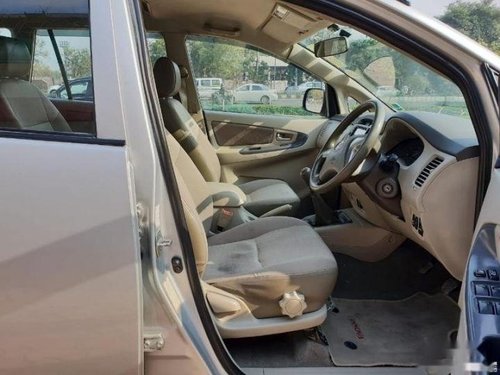 Used Toyota Innova MT 2004-2011 car at low price