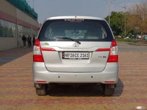 Used Toyota Innova MT 2004-2011 car at low price