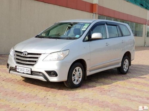 Used Toyota Innova MT 2004-2011 car at low price