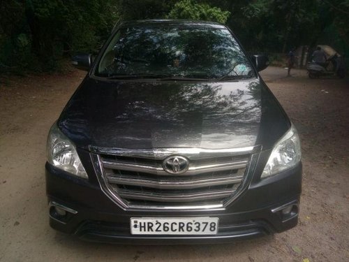 Used Toyota Innova MT 2004-2011 car at low price