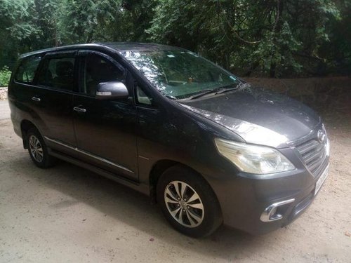 Used Toyota Innova MT 2004-2011 car at low price