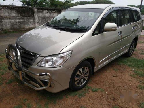 Toyota Innova 2.5 V 7 STR, 2015, Diesel MT for sale 