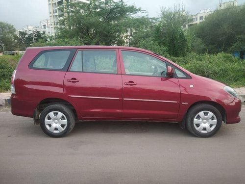 Toyota Innova 2004-2011 2.5 G4 Diesel 8-seater MT for sale