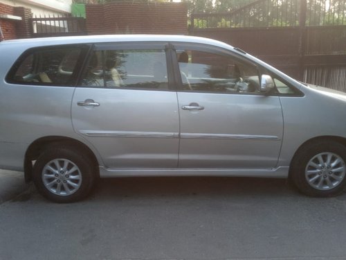 2012 Toyota Innova 2.5 V Diesel 7-seater Diesel MT for sale in New Delhi