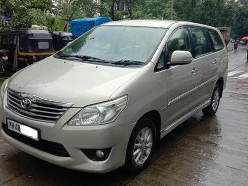 Toyota Innova 2013 MT for sale