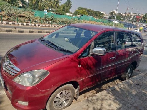 Toyota Innova 2004-2011 2.5 V Diesel 8-seater MT for sale