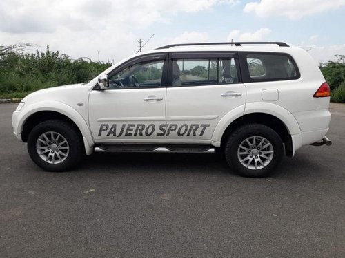 Used Mitsubishi Pajero Sport Sportz 4x4 MT car at low price