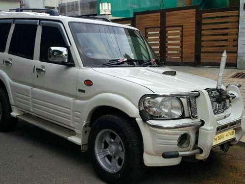 Mahindra Scorpio SLX 2.6 Turbo 8 Str 2006 MT for sale 