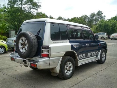 Mitsubishi Pajero 2.8 SFX 7Str 2010 MT for sale