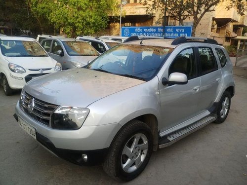 Used Renault Duster MT car at low price