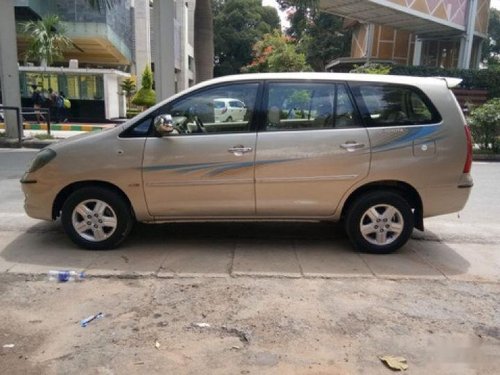 Used Toyota Innova MT 2004-2011 car at low price