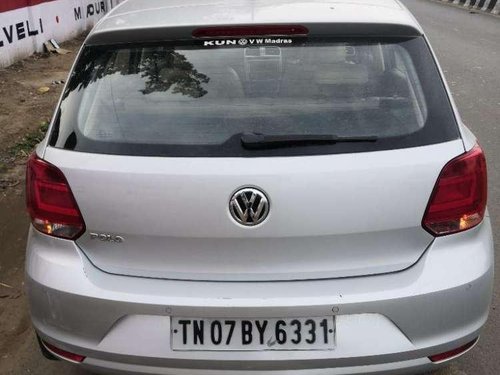 Volkswagen Polo Highline Petrol, 2014, MT for sale 