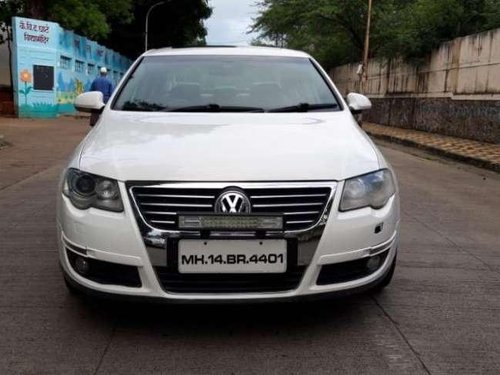 Used Volkswagen Passat AT for sale at low price