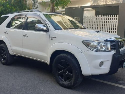 Toyota Fortuner 2009-2011 3.0 Diesel MT for sale