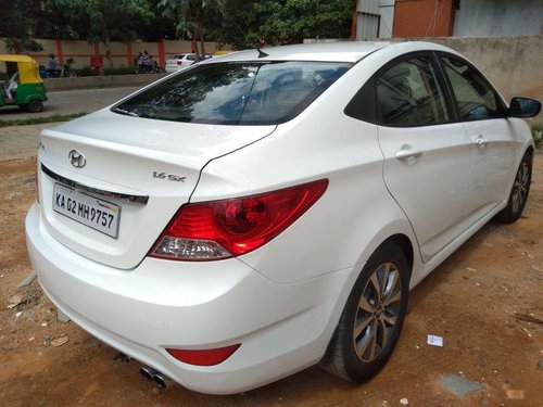 Used Hyundai Verna CRDi SX MT car at low price