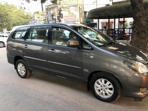 Used Toyota Innova MT 2004-2011 car at low price