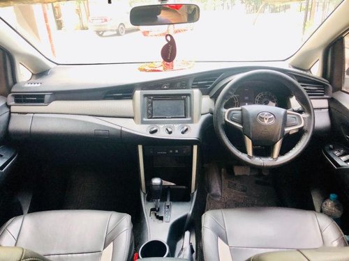 Used Toyota Innova Crysta 2.8 GX AT car at low price