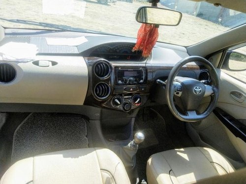 Used Toyota Etios VXD MT car at low price