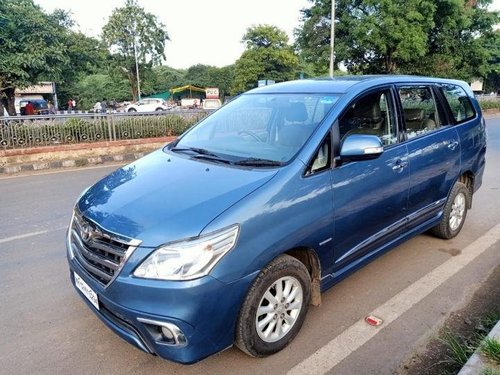 Toyota Innova 2004-2011 2.5 V Diesel 8-seater MT for sale