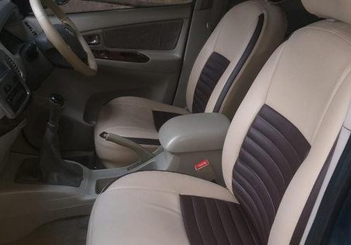 2012 Toyota Innova MT 2004-2011 for sale at low price